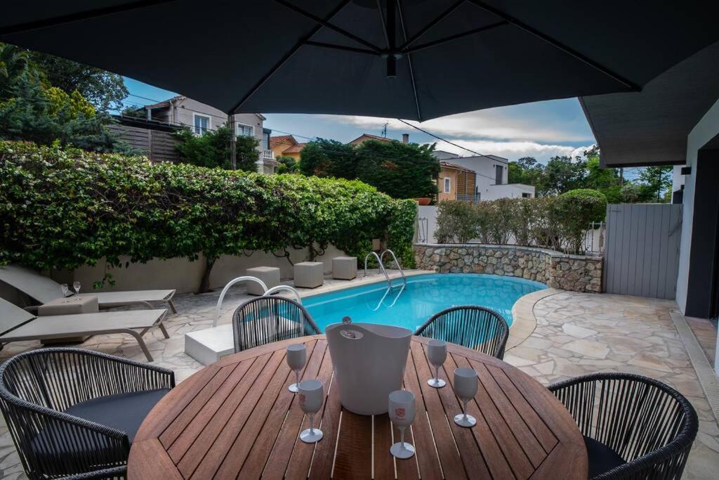 Rez De Villa De Charme-Piscine-3 Chambres 6 Pers แซ็งต์-ราฟาเอล ภายนอก รูปภาพ